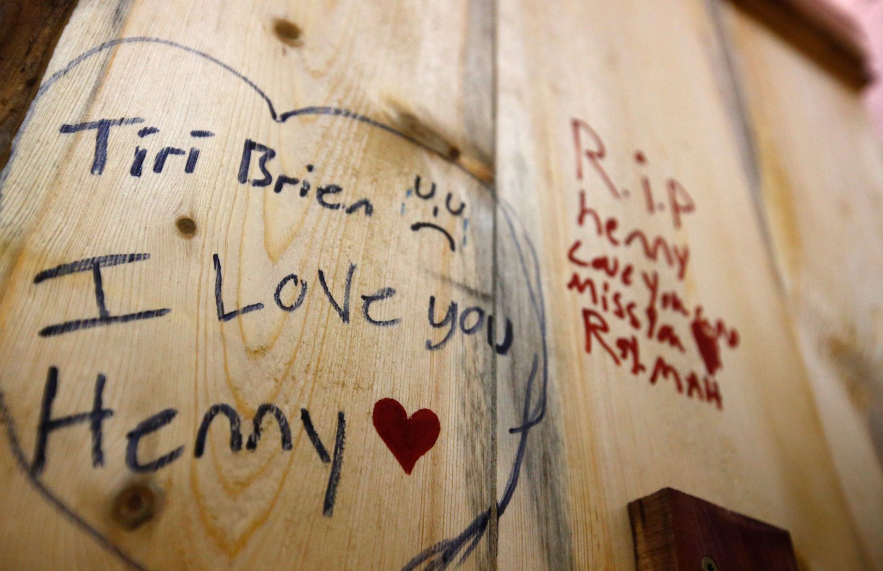 Funeral services for Henny Scott